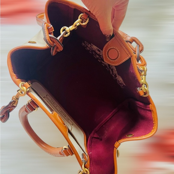 SOLD ❌❌ $498 BARELY USED Coach Reese 28 Canvas Tote Satchel - Picture 8 of 14